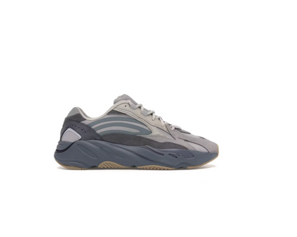 Yeezy 700 V2